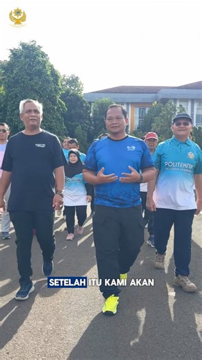 Politeknik Ahli Usaha Perikanan on Instagram: "#SahabatBahari, yuk intip aktivitas penuh semangat Direktur dan sivitas Politeknik AUP dalam memulai hari yang produktif. Mulai dari kegiatan olahraga bersama, kerja bakti, hingga aksi donor darah. Aksi donor darah ini diselenggarakan oleh DWP Politeknik AUP dalam rangka hari Kanker Sedunia dan berhasil memperoleh lebih dari 100 kantong darah dari pendonor yang terdiri dari dosen, pegawai, serta taruna Politeknik AUP. @kkpgoid @bppsdm_kp @bppsdm_pus