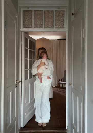 Advertisement @ACO Skincare 🧴💕 A morning in my life as a 27 y/o mom, using my favorite ACO products ✨#morningroutine