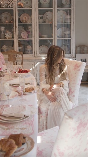 31K views · 151 reactions | The chair we’re all excited about—our new @LoveShackFancy Slipcovered Chair looks right at home in @becknyc’s dining room  It makes any table feel complete and comes in LoveShackFancy’s signature La Vie en Rose print. Explore the full collection: https://bit.ly/4243QgL | Pottery Barn | Facebook