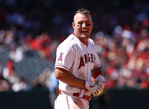 Mike Trout Hits Impressive Golf Trick Shot, May Be Well On His Way To Taking Over That Sport As Well