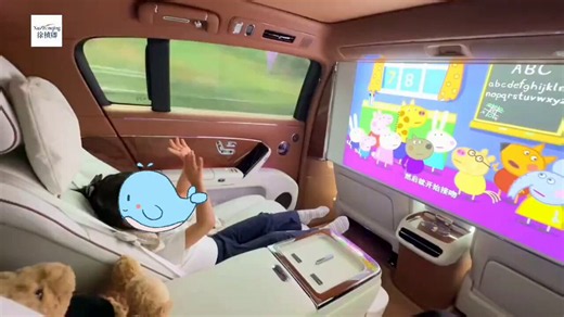 aren't you concerned that the left window is going at like 270km/h and the right window only at like 50km/h?