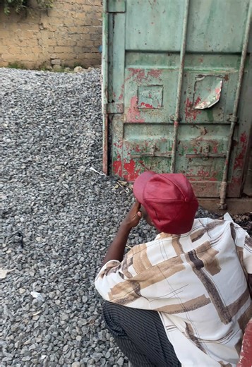 Sasa Mtu Asijisaidie?😂😂😂@Yasmin Hassan 🎥😂 #yassincomedy #fyp #foryoupage #funny