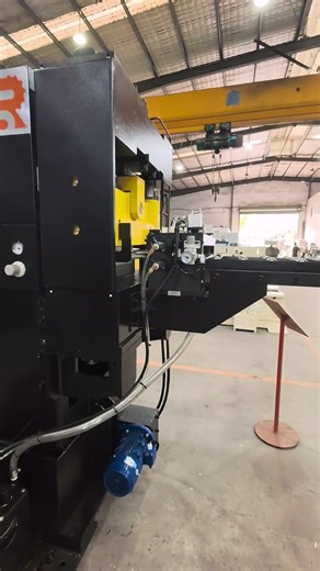 Decoiler straightener feeder/Coil feed line/Press feed line/Uncoiler straightener feeder #machinery