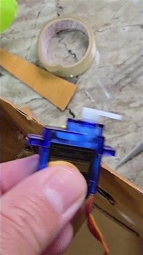 Kid Controls Servo Motor with Hand! 🤖⚙️ | Arduino Fun