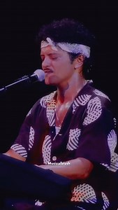 1.8K views · 493 reactions | The crowd understood the assignment ❤️ Die With A Smile - Bruno Mars & Lady Gaga Lyrics - If the world was ending, I'd wanna be next to you If the party was over and our time on Earth was through I'd wanna hold you just for a while and die with a smile If the world was ending, I'd wanna be next to you #diewithasmile #brunomars #ladygaga #liveperformance #crowd #music #lyrics #songs #explore | musicalblush | Facebook