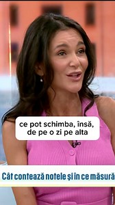 De acord? Ne uităm la note și atât, îi comparăm, îi evaluăm strict din punct de vedere academic, dar oare nu o fi mai mult de văzut în copiii noștri, la final de an școlar, decât media la mate? Oricât ne-ar plăcea să credem asta, școala nu îi pregătește cu adevărat pentru viață, iar faptul că au 10 pe linie nu înseamnă automat și că vor avea succes mai târziu. Chiar nu există garanții. Stop goanei după note, diplome și medalii. Emoțional or fi bine la final de an școlar, v-ați întrebat asta? Dar