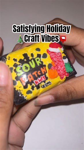 DIY Christmas Sour Patch Kids Paper Squishy 🎄 Perfect Stocking Stuffer!