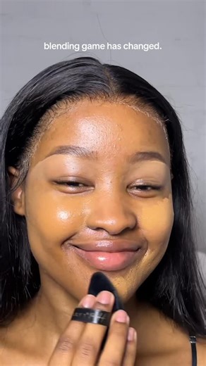 Koko Madlala 🌸 on Instagram: "Ladiesssss, try blending your makeup using a CLEAN powder puff! 🫵🏽 #fyp #tiktoksouthafrica #contentcreator #kokomadlala"