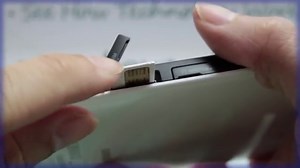 How to Insert a SIM card into the Samsung Galaxy Tab
