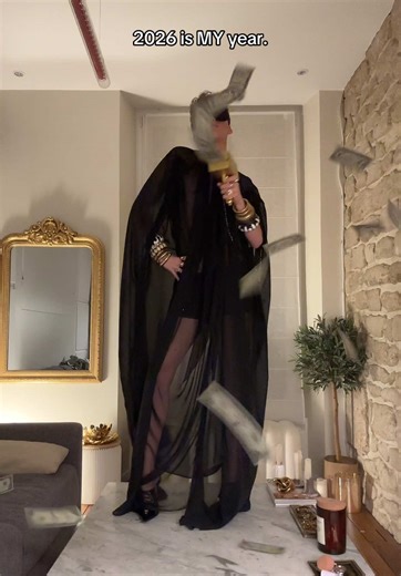 Balenciaga and Fendi Bags for 2026 Fashion Trends