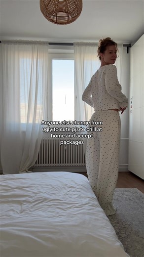 Chic Pajama Styles for Relaxing at Home