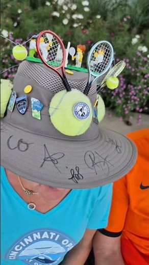 Crazy Cincinnati Open hat fashion 👏