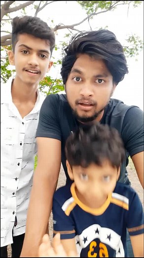 look at our little boy kiti excited aahe 😍😅#dipak_mahajan10 #mahajanfamily #foryoupage #duet #trending #marathimuser @yashingole1010 @maheshraut355