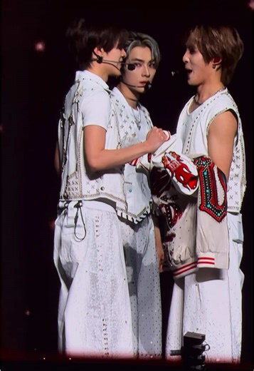 Our triplets 🐶🦄🐑 ©️怡玲哒。 #Xiaojun #Hendery #Yangyang #xiaohenyang #WayV