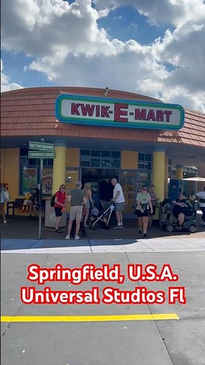 Walking Into The Kwik-E-Mart | The Simpsons | Universal Studios Orlando
