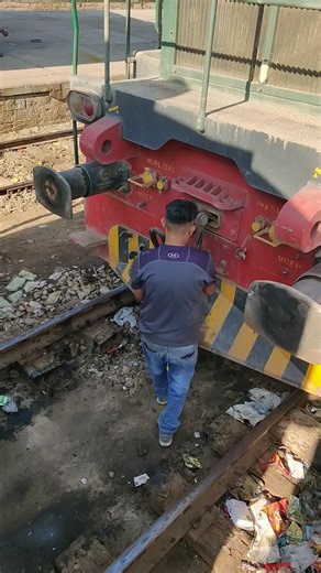 Understanding Locomotive Coupling Techniques