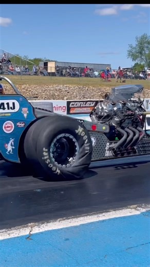 Very Fast Supercharged Small Block Ford Front Engine Dragster at the Dragstrip #fast