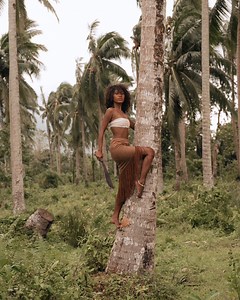 DAYANG 🥥 Joselle Rosas Photo Patrick Lee Assisted by Anabel Delima #patrickleeshoot | Patrick Lee