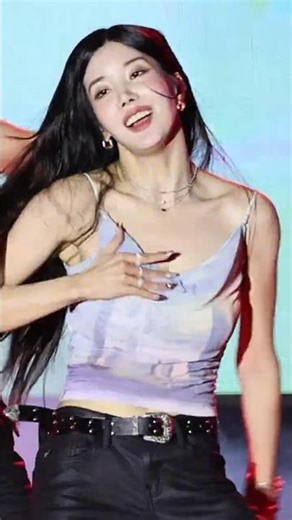 볼 수록 감탄만 나오는 섬세한 표현력 '무거운 가슴의 시각화' #권은비 ♬ Hello Stranger #핼로스트레인저 @250903 가톨릭관동대학교