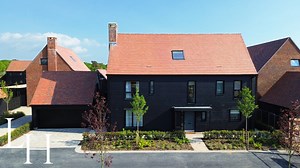 Tour a £1,500,000 luxury home in Surrey with 5 bedrooms