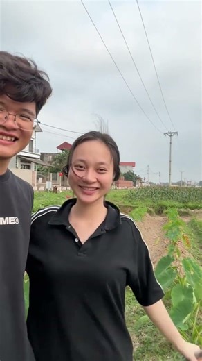 The Craziest Farmer Glow Up You’ll See Today 😱