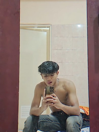 Kaka Brondong: Hits Anak SMA dan Cogan TikTok