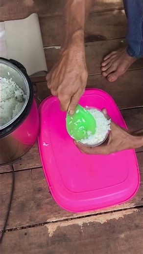 Creative ideas on how to wrap rice easily #fypシ #fypシ #viralvideo