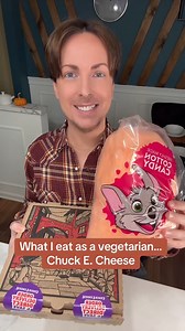 Chuck E. Cheese appetizers and desserts for lunchtime! @Chuck E. Cheese #chuckecheese #pizzalover #l | Basicjoey