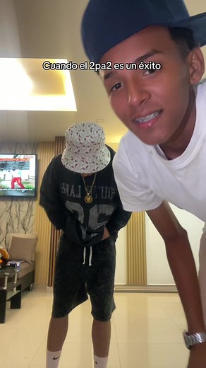 Aretes a Presión de Cruz: 2pa2 Exitoso