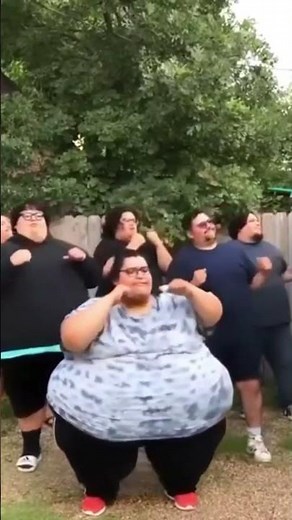 Fat guys dancing in a circle meme #viral #shorts