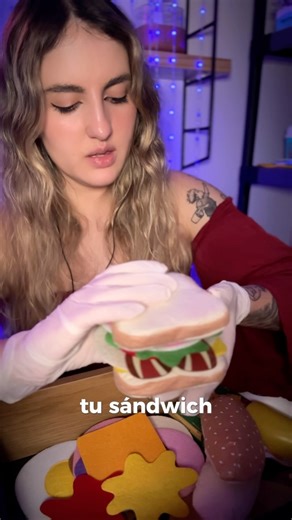 te preparo un sandwich 🥪 para el hambre de media noche 🫢 #asmr #asmrfood #asmrroleplay #asmrsounds | Ale ASMR