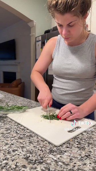 Karissa (@karissaastevens)’s video of hosting dinner party