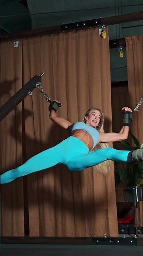 150K Views! 😱 Held by the Wrists in a Full Side Split on Pravilo 🤸‍♀️🔥