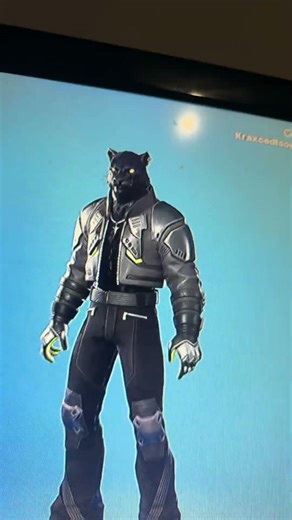 You can pause a video and add me on Fortnite