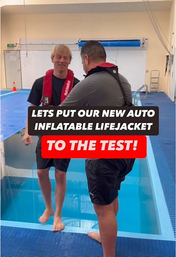 Testing 170N Auto Inflatable Life Jackets in the Pool