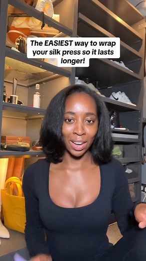The easiest way to wrap your silk press so it lasts longer🤔🤩🤩 Tok: nucchi_ . Get what you need to know of wig and hair🥰 Stay tuned for more🙌 #linkinbio for well made human hair wigs ------------------------------ Wig experts and hair factory owners🤍 #silkpressqueen #silkpress #silkpresshack #hairwraps | Wig Tutorials
