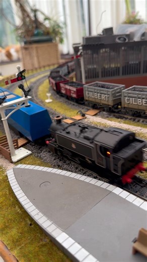 Cleaning in progress on the layout! Really recommend this Dapol track cleaner! #modeltrains #dapol