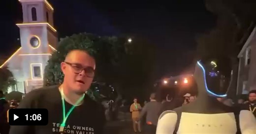 The new humanoid robot "Optimus". - Video