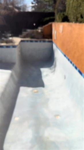 This is another great example. This pool did not need an acid wash as algae is the issue here and not scale build up. So I drained the water down , cleaned all the leaves and debris out and used a pump sprayer diluted with water and chlorine and some scrub brushes and elbow grease and Wallah! #cleantok #pool #diy | Tyler Scott