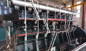 This Gigantic Diesel Engine Is 90 Years Old and Cranks Out 22,500 Horsepower