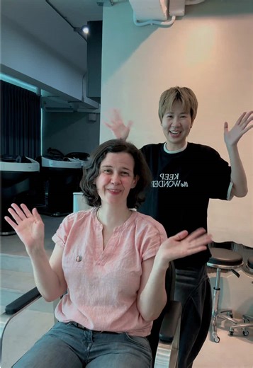 Transform Your Look at Khanthong Studio