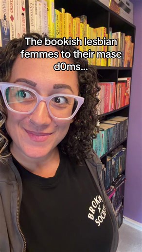 A Game of Vows and Vendettas is available to preorder now. This steamy sapphic crossover fantasy romance was originally set for a Valentine’s Day release, but due to overwhelming excitement from our lovely Kickstarter backers who got the sneak ebook preview, we’ve moved the release forward to 4th December. Just in time to wrap it up as a gift… or keep it for yourself. We won’t tell. 🖤 Available in hardback, paperback, and ebook preorder on my website, and every copy comes signed. All preorders 