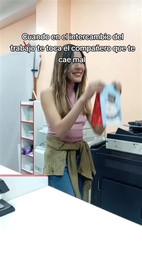 Juramos que ningún compañero fue herido durante la grabación de este TikTok 🤣🤭 #SomosRedCorp #humor #comedia #espoch_riobamba❤⚪💚 #riobamba_ecuador🇭🇹🇪🇨 | RED_corp