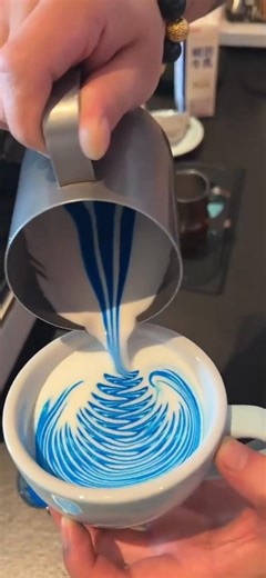 Artistic Coffee Presentation Idea