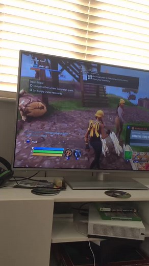 HE WINS THE SIMP OFF ❌🧢#stw #friends #amazing