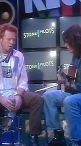 Check out this acoustic rendition of "Plush" live at Headbangers Room Ball 1993 | Scott Weiland