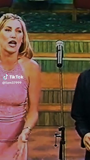 Nuestra Canción de Elvis Crespo: Escucha el Talento