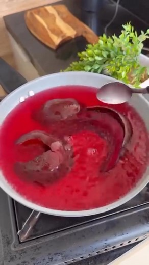 Put beetroot 🫜 peels into boiling water 😱;; #natural #remedylab #naturalremedies #NaturalBeauty #naturelovers #remedies #homemade #NaturalHealing # | Remedy Lab