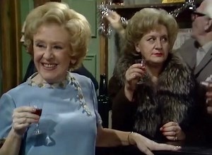 Coronation Street - 5th January 1972. Nellie and Kitty call on Annie to find out how her meal out with Gerald went. #DorisSpeed #AnnieWalker #BettyDriver #BettyTurpin #JulieGoodyear #BetLynch #MollieSugden #NellieHarvey #StellaMoray #KittyStonely #BernardYouens #StanOgden #GrahamHaberfield #JerryBooth #CoronationStreet #ClassicCoronationStreet #ClassicCorrie #Corrie | Doris Speed Fans