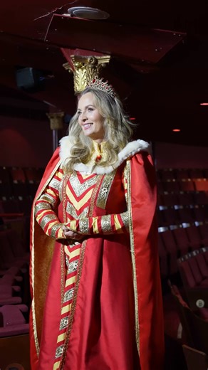 Comedy Impressionist and TV Star of Bad Girls, Coronation Street and Spitting Image Debra Stephenson joins Wolverhampton’s spectacular panto! ✨ | Wolverhampton Grand